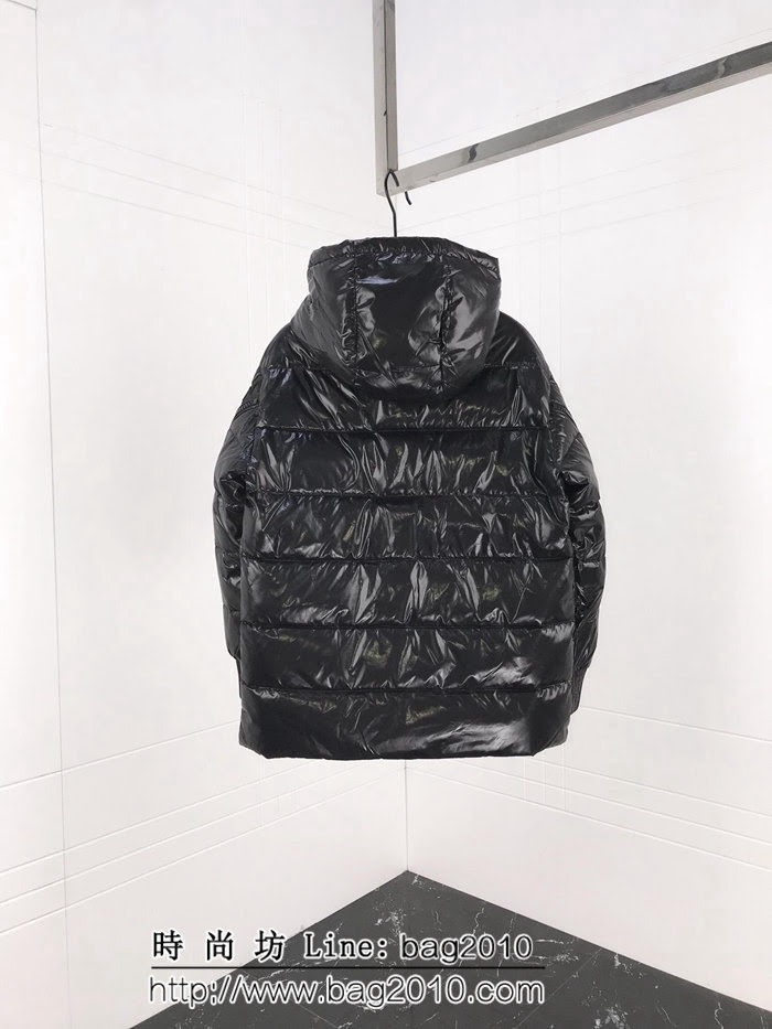 MONCLER蒙口 genius手臂拉鏈字母 植絨羽絨服 黑色 男女同款 ydi1900